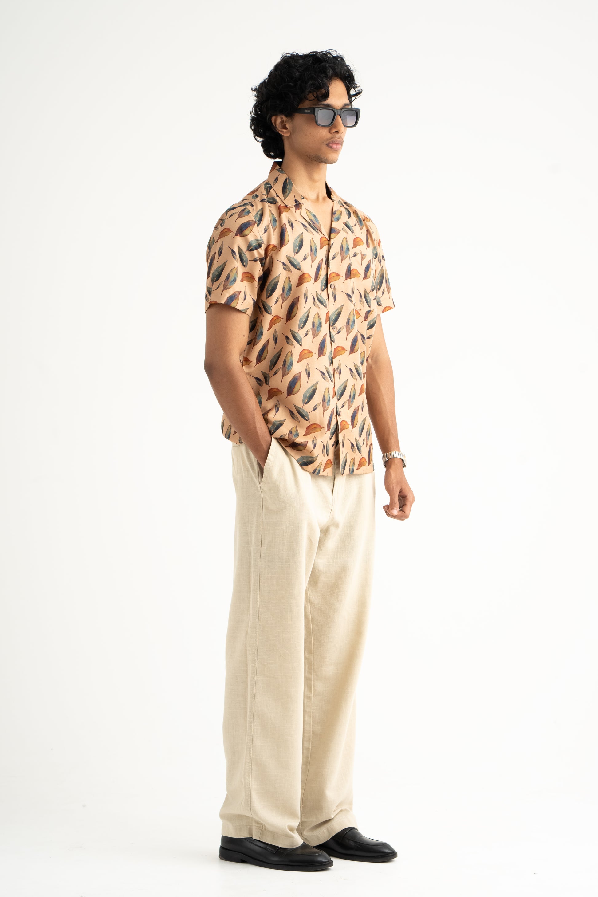 RELAXED FIT SHORT SLEEVE SHIRT