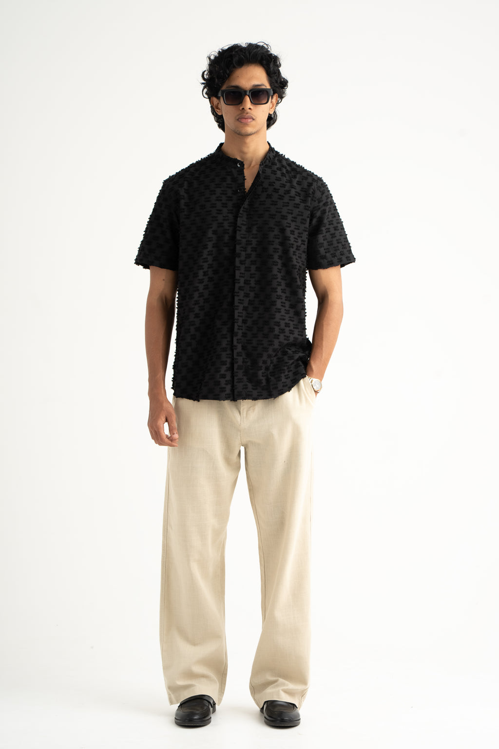 SHORT SLEEVE SHIRT -BLACK