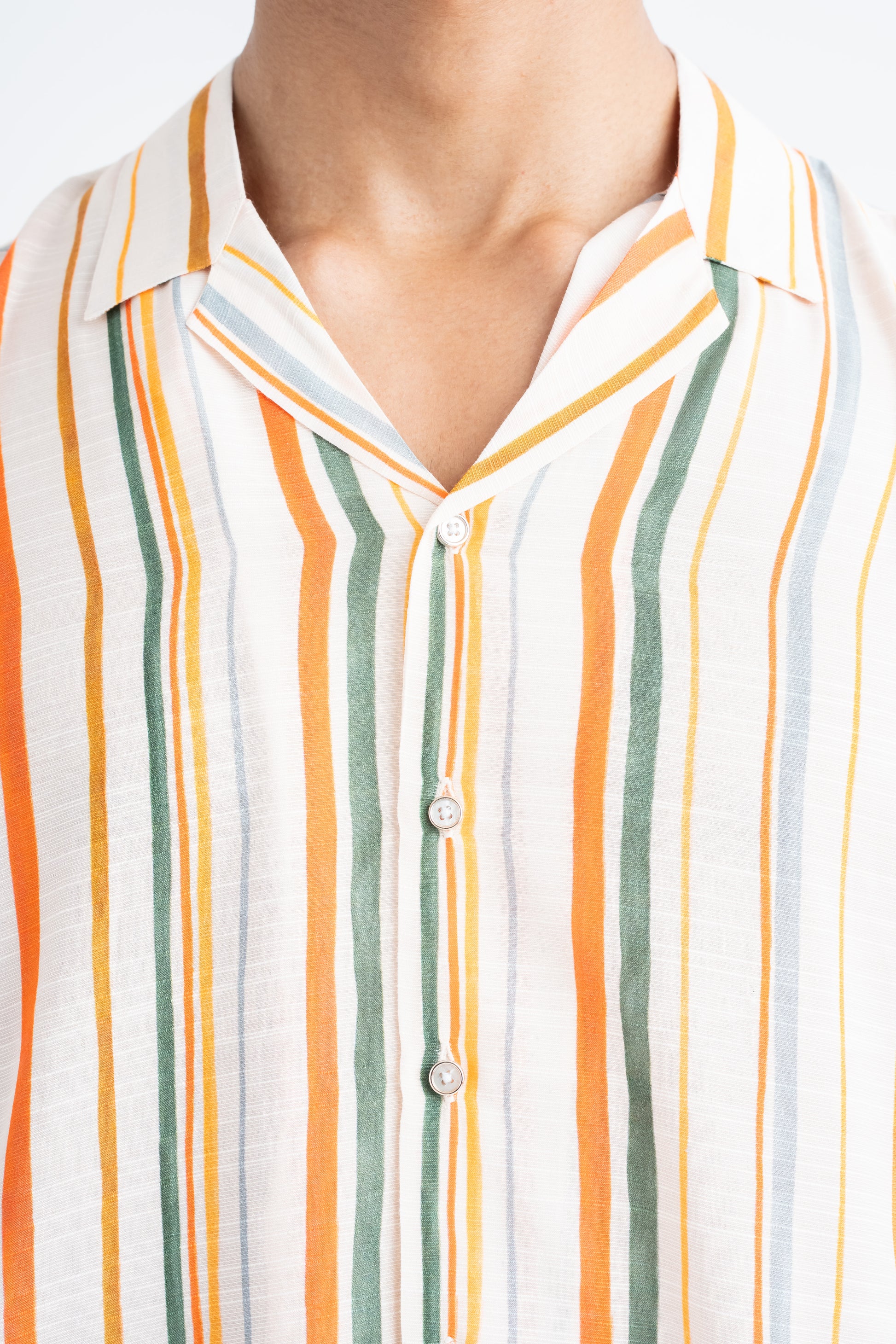 RELAXED FIT SHORT SLEEVE SHIRT