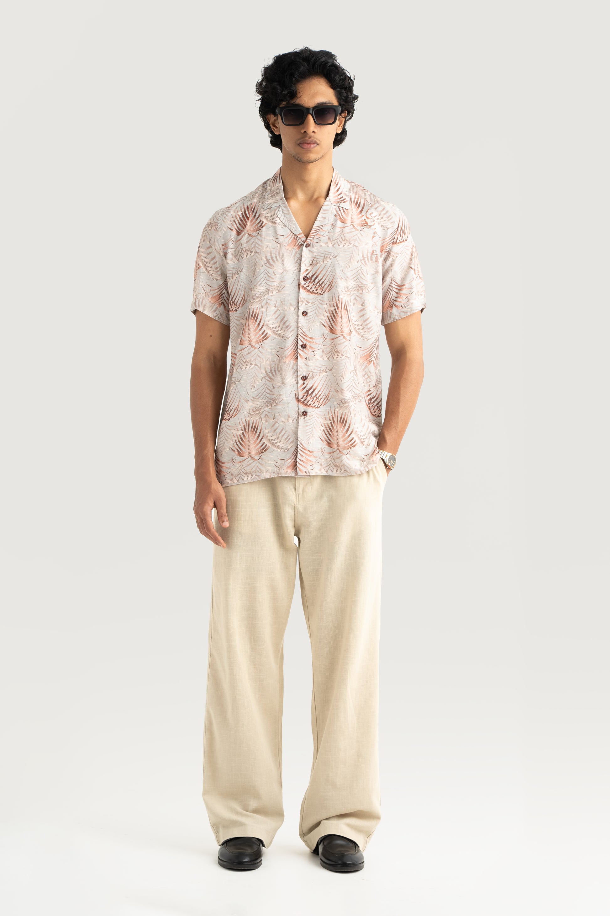 RELAXED FIT SHORT SLEEVE SHIRT